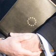 СМИ сообщили о санкциях в отношении 4 олигархов из круга Путина