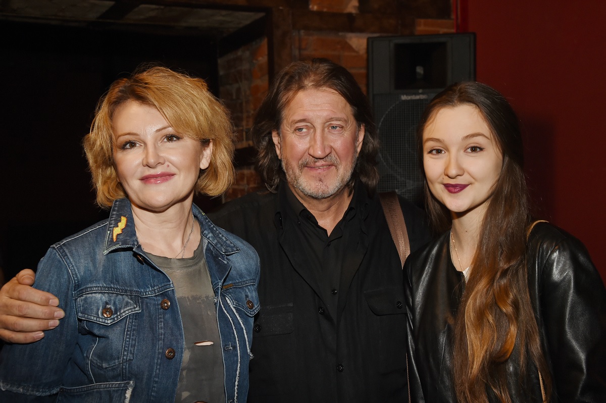 Сын митяева. Митяев жена. Сын митяева. Сын митяева. Сын митяева.