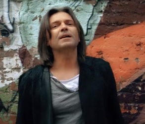 Маликов фото 2024. Маликов звезда моя далекая клип. Маликов питер. Маликов питер. Маликов питер.