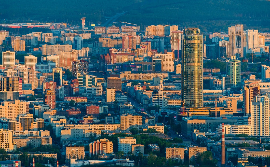 Москва город миллионник. Рост городов. Город миллионник. Города миллионники Украины. Город миллионник желтый.