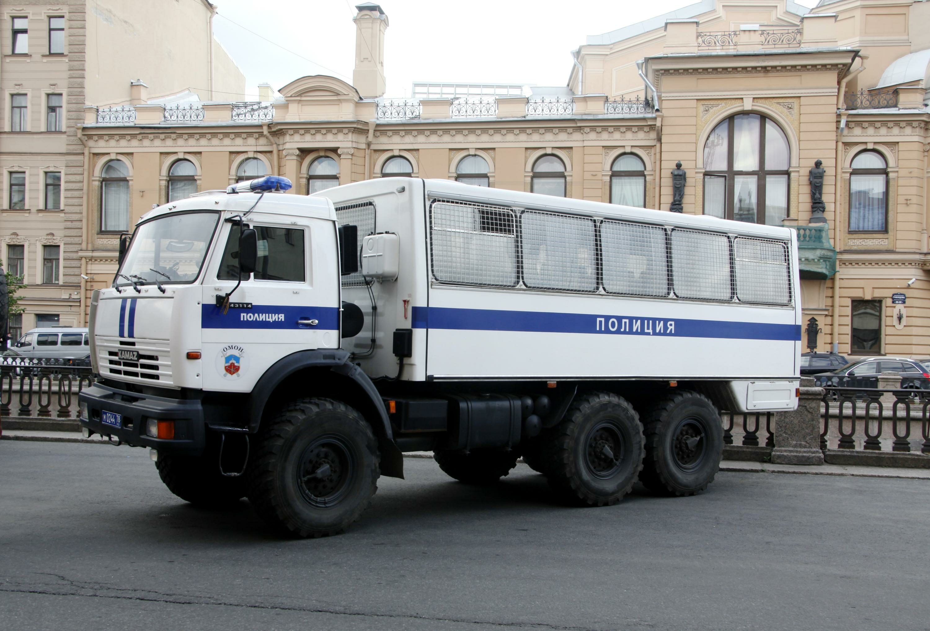 КАМАЗ 4326 полиция