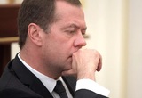 Медведев предупредил о потенциальной торговой войне с США