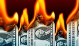 Экономист: торговая война между США и Китаем приведёт к краху американского доллара