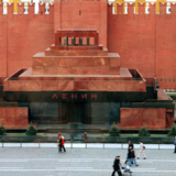 Мавзолей Ленина закрыли для туристов