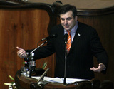 Саакашвили в разговоре с пранкерами пригрозил Порошенко своим большим именем
