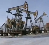 Новогодние торги: нефть по 50, рубль по 60, а евро по 70
