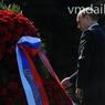 Путин возложил венок к Вечному огню в День памяти и скорби