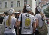 Амнистия для Pussy Riot: июнь вместо марта