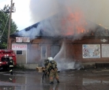 Пожар на омском складе нефтепродуктов удалось локализовать