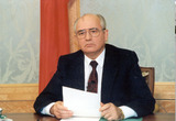 Михаил Горбачев назвал глупостью депутатскую инициативу