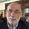 Бориса Акунина приговорили к 14 годам колонии заочно, а Дмитрия Быкова объявили в розыск