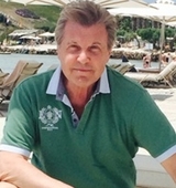 Лев Лещенко показал накаченный пресс на отдыхе в Греции (ФОТО)
