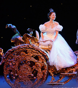 Бродвейский мюзикл «Золушка» готовится к прокату в Москве