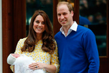 Кейт Миддлтон и принц Уильям показали новорожденную принцессу (ФОТО)