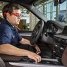 BMW разрабатывает «умные» очки для парковки автомобилей