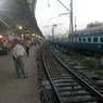 Боевики в Индии отпустили пассажиров захваченного поезда