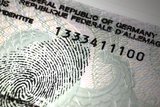 Отпечатки пальцев на шенгенскую визу введут с 2015 года