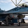 Появилось видео полета американского F-16, замаскированного под Су-57