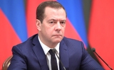 Медведев предсказал скорое появление в России "умных" дорог