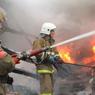Пожар возник на территории порохового завода в Казани