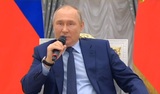 Путин не согласился с Грефом насчет стагнации, но признал, что некоторые члены правительства думают так же