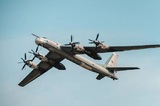 Японские истребители подняли в небо для сопровождения двух Ту-95