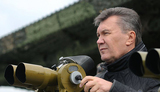 Янукович запустил ракету в водохранилище, разметав рыбу по округе