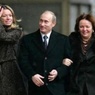 СМИ выяснили, чем занимается старшая дочь президента РФ