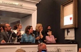 Картина Бэнкси самоуничтожилась на аукционе сразу после продажи