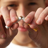 Исследователи обнаружили необычный метод, который может помочь бросить курить