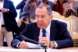 Лавров призвал серьезные предложения делать по дипломатическим каналам, а не по FB