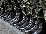 Депутат Госдумы предлагает призывать в армию один раз в год