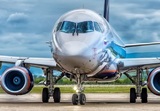 Во Владивостоке приземлился Sukhoi Superjet 100 с треснувшим стеклом