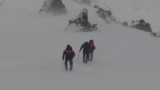 На Эльбрусе в расщелину  провалился 34-летний альпинист из Подмосковья