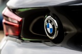 Сначала Mercedes-Benz, теперь BMW: об отзыве партии машин в РФ сообщил солидный автоконцерн