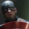"Капитан Америка" Крис Эванс покидает команду "Мстителей"