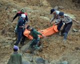 Оползни на острове Ява унесли 19 жизней