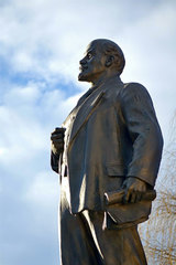 Самый большой памятник Ленину снесли на Украине