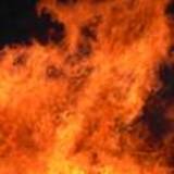В Калуге в ночь на четверг сгорел батутный центр "Кенгуру" (ВИДЕО)