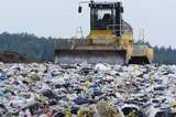 Роспотребнадзор разрешит в 2 раза реже вывозить мусор из дворов