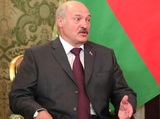 Лукашенко заявил, что Белоруссии нужна "своя ракета": "Войну никто не отменял"