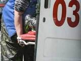 В Москве автомобиль развалился надвое, врезавшись в столб