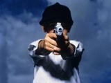 В США мальчик принес в детсад заряженный пистолет