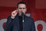 ФМС: Загранпаспорт Алексею Навальному не выдан, потому что он осужден