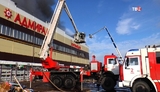 Число жертв пожара в торговом центре Казани увеличилось до 13