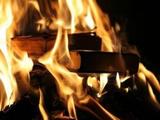 Москвич устроил пожар в своей квартире, чтобы сжечь пенсионерку