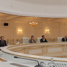Переговоры в Минске: Кучма обсуждает кризис с главой МИД Белоруссии