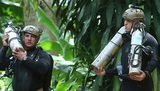 Специалисты Илона Маска пытаются спасти детей из тайской пещеры