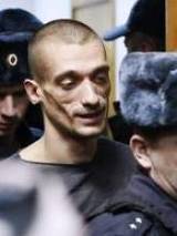 Знакомая сообщила о зверском избиении Павленского в Мосгорсуде