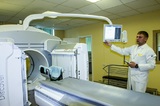 Врачи одной из болгарских клиник забыли пациентку в томографе на шесть часов